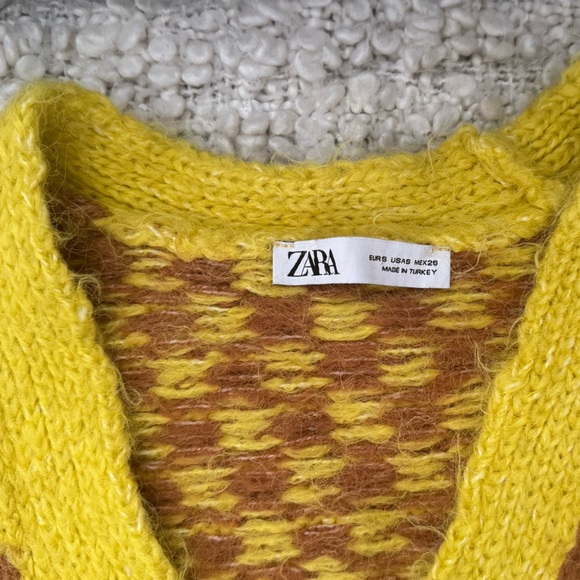ZARA Yellow and Brown Fuzzy Cropped Cardigan - Picture 7 of 9
